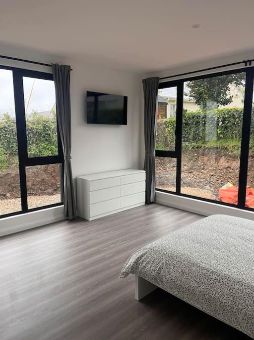 Ferienwohnung Deerpark Semi Sleeps 8 With Sofa Bed Cashel  Exterior foto